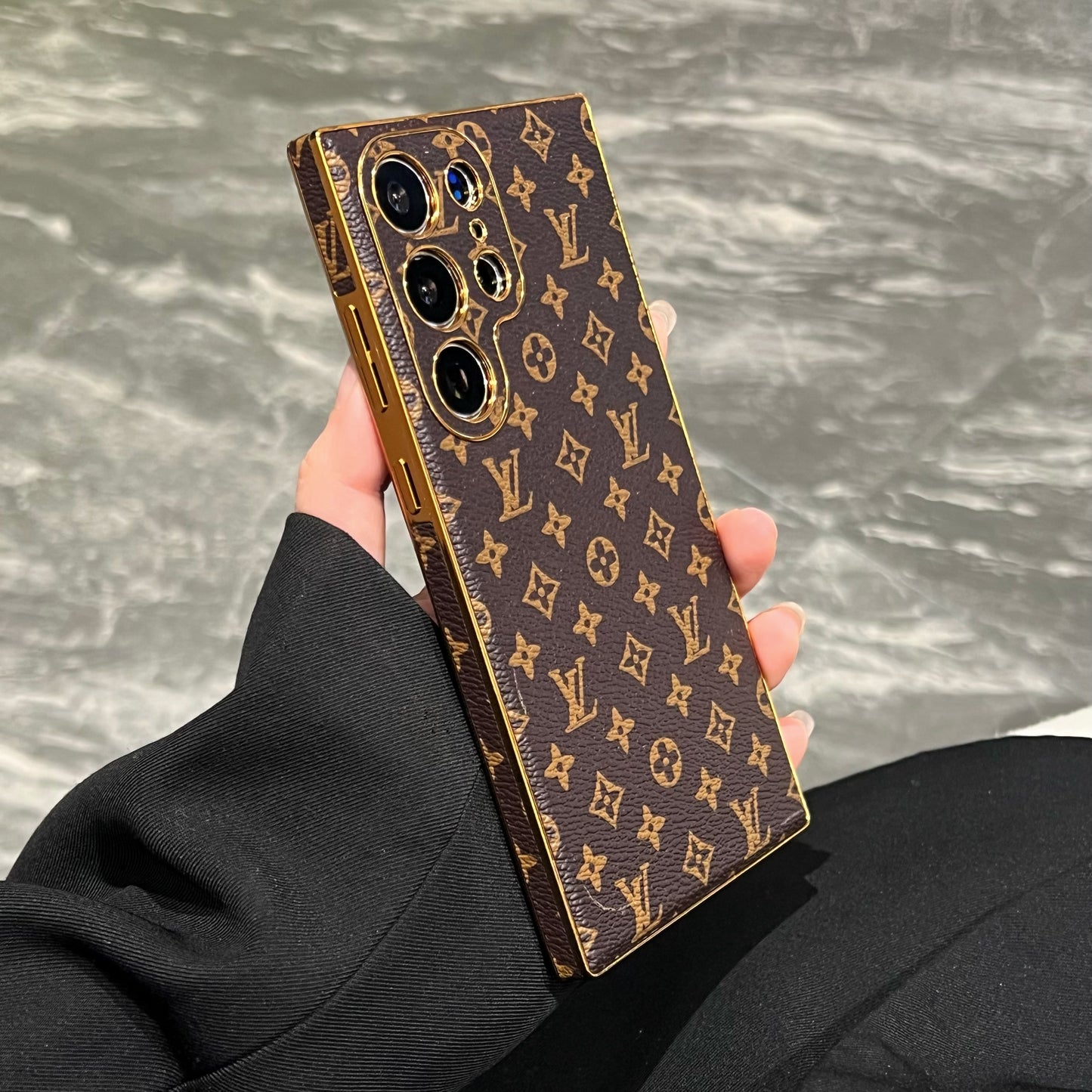 LV/GG