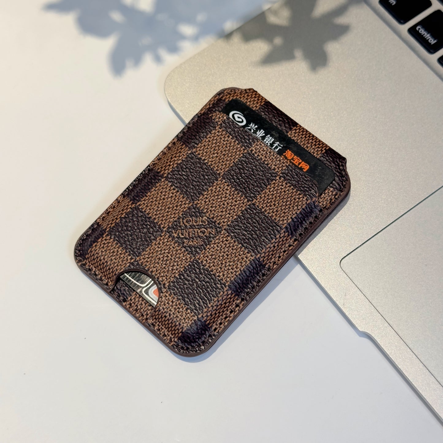 LV141